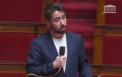 [Le député Andy Kerbrat à l'Assemblée Nationale]